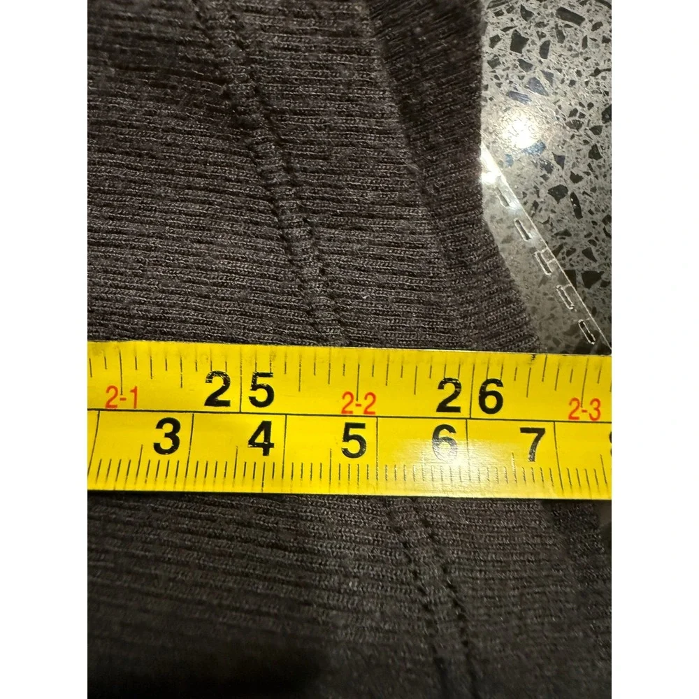 Lululemon Dark Gray‎ Ribbed Short Sleeve Fitted Top Athleisure Casual